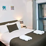 Base Serviced Apartments - Duke Street