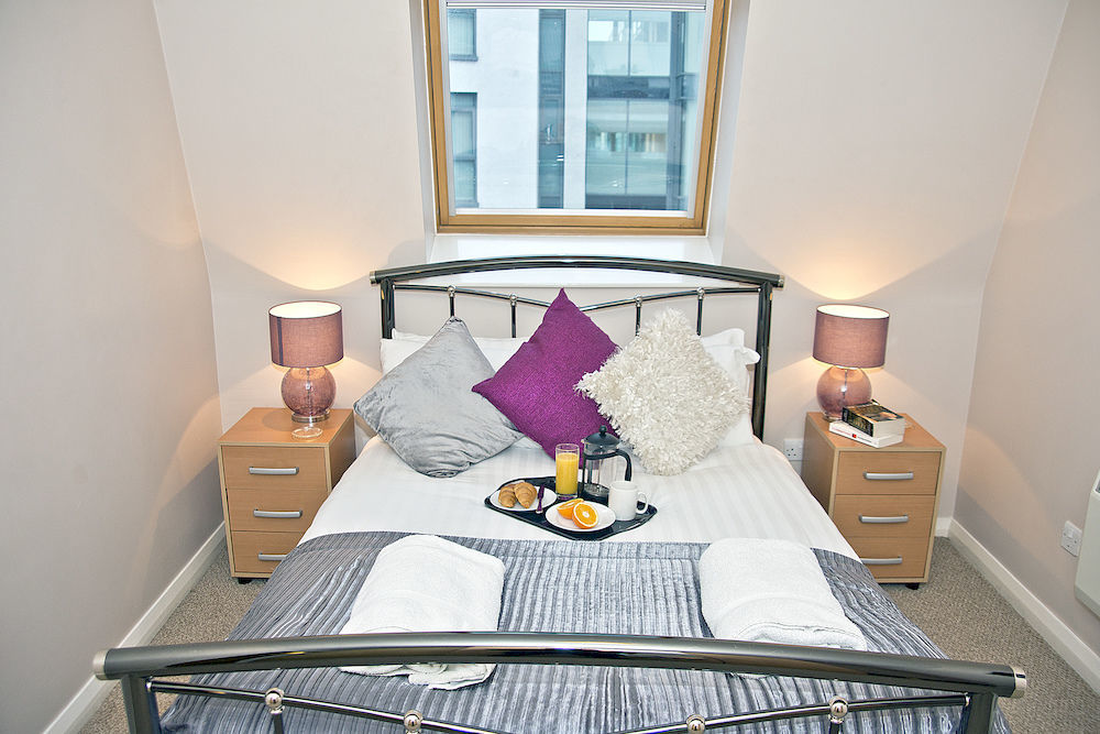 Base Serviced - Duke Street Hotel Liverpool