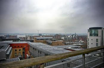 Base Serviced - Duke Street Hotel Liverpool