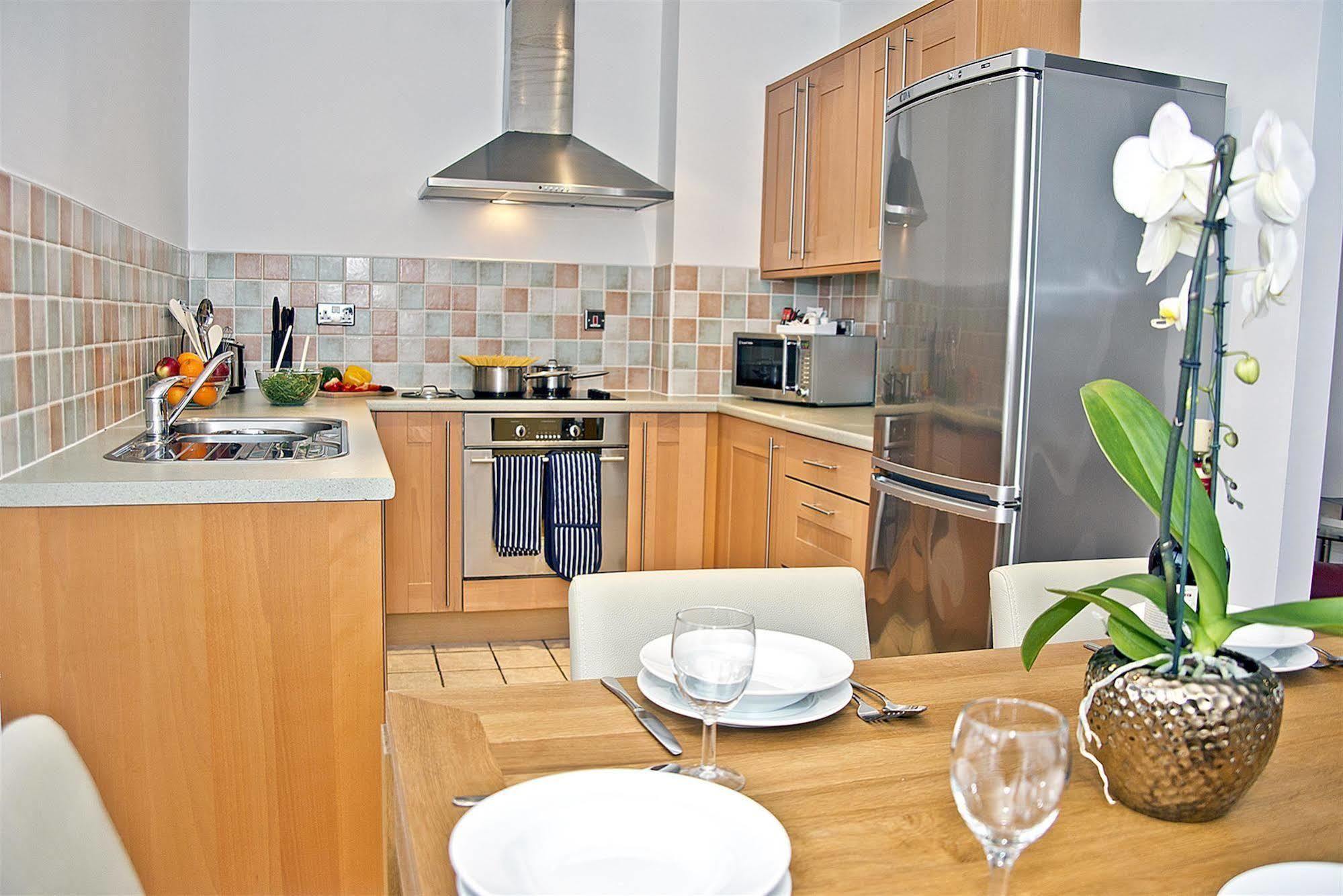 Base Serviced - Duke Street Hotel 3*