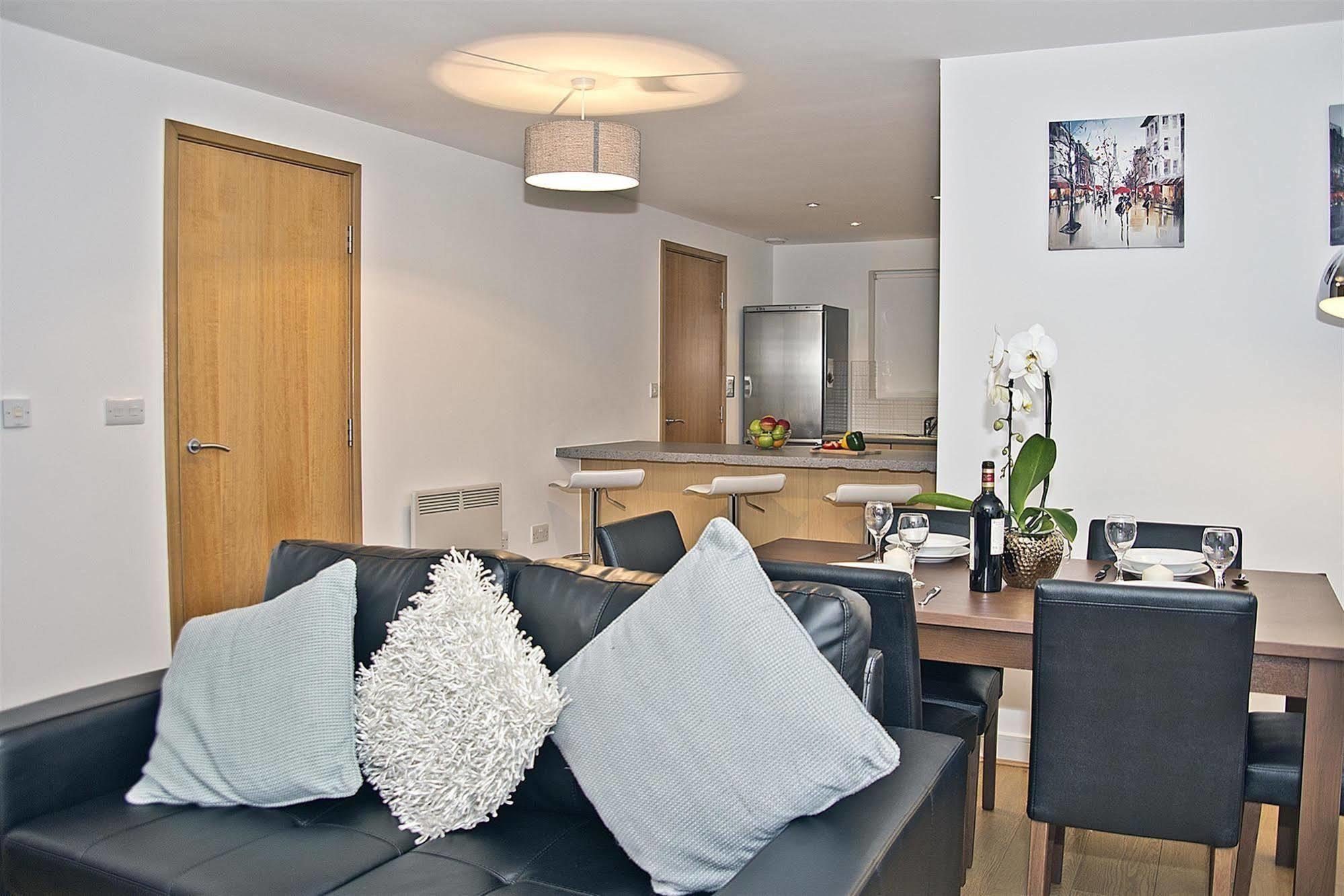 Hotel Base Serviced - Duke Street