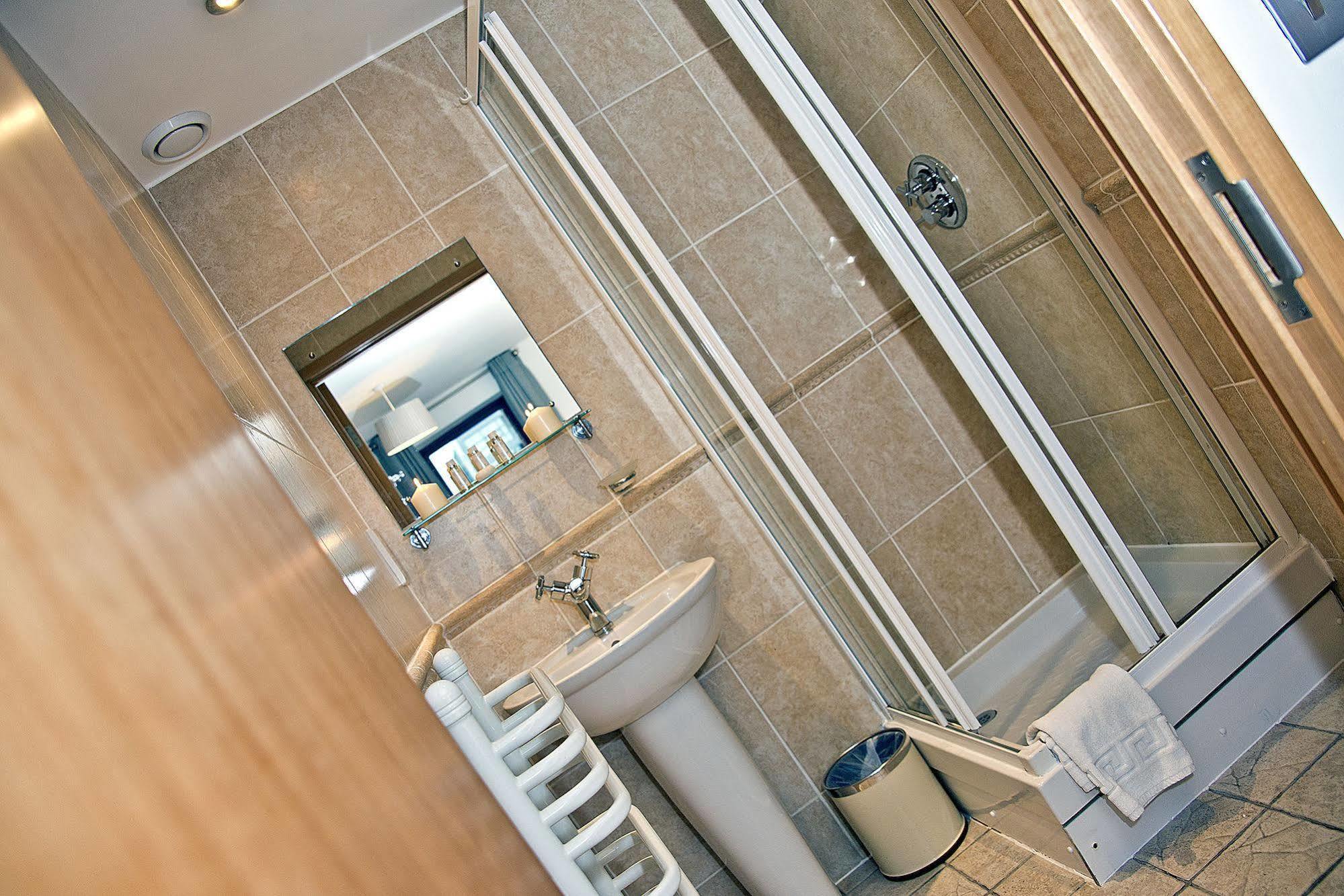 Hotel Base Serviced - Duke Street Liverpool